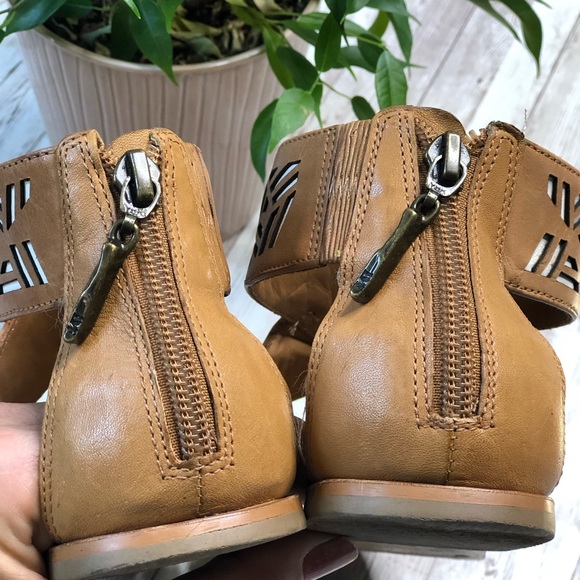 DIANE VON FURSTENBERG Brown Crisscross zip up - Picture 4 of 7